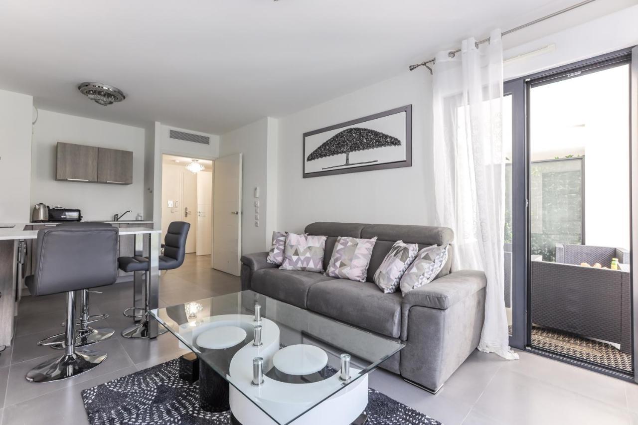Cannes: Appartement Cosy A 2 Pas De La Croisette Luaran gambar